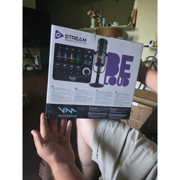 Hercules Stream Essentials Kit - Picture 1 of 3